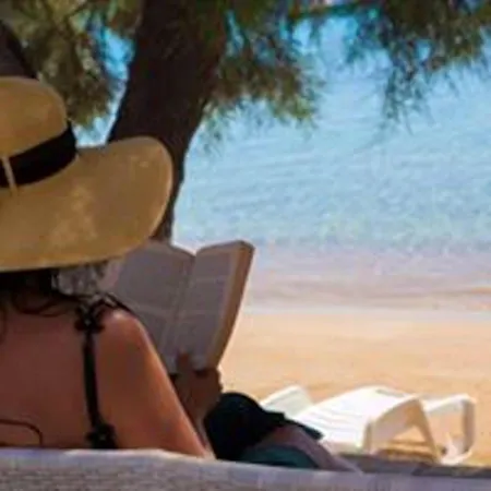 With 2 Bedrooms In With Wonderful Sea View Furnished Balcony And Wifi Lejlighed *
