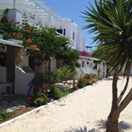 With 2 Bedrooms In With Wonderful Sea View Furnished Balcony And Wifi Páros
